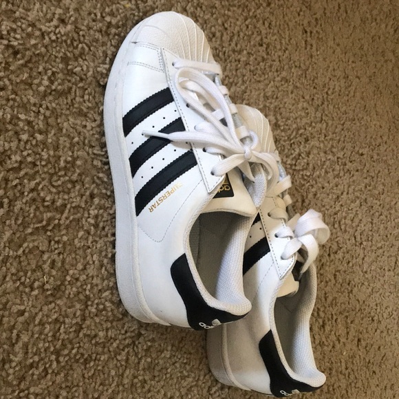 Classic Adidas Superstars - Picture 3 of 7